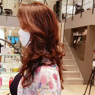 ロング カラー ヘアアレンジ  知念　香トータル ビューティー🌷のヘアスタイル