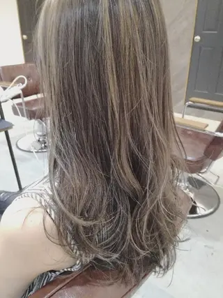 ロング カラー パーマ ヘアアレンジ メンズ ネイル キッズ マツエク・マツパ 中津No.1髪質改善 店長✨透ける暗髪のヘアスタイル