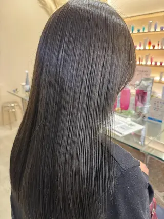 カラー セミロング ✨艶カラー・ストレー ト✨achieveのヘアスタイル