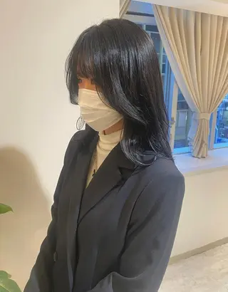 セミロング カラー 🪞Unge チヒロ 女性限定のヘアスタイル