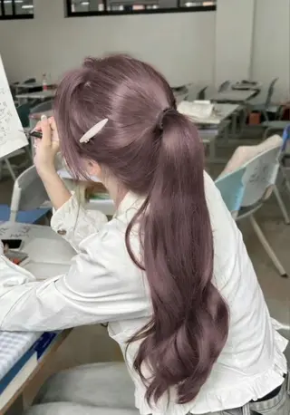 ロング 淡色ラベンダー♡ ニーナ🎀🦙のヘアスタイル