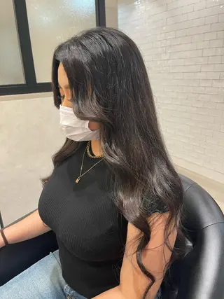 ロング カラー &chaLme   心斎橋所属・emi/髪質改善/ 韓国風/艶カラーのヘアスタイル