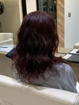 ミディアム m.slashセンター南店所属・東 大介メンズ特化のヘアスタイル