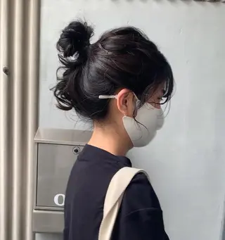 ロング カラー ヘアアレンジ 野々村 朋美のヘアスタイル