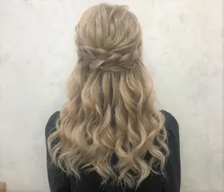 ヘアアレンジ 鈴木 芽香のマツエク・マツパデザイン