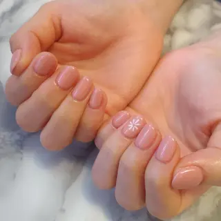 ネイル ジェヌインネイル 河内のネイルデザイン