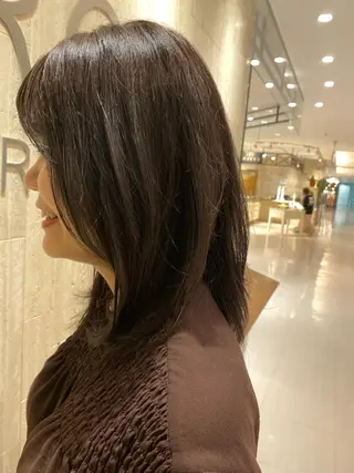 セミロング カラー 高橋 芽衣のヘアスタイル