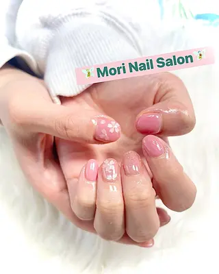 ネイル MORI ネイル SALONのネイルデザイン