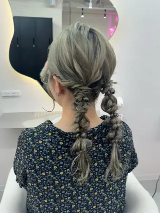 ロング ヘアアレンジ Rio🎀 カラー/顔周りカットのヘアスタイル