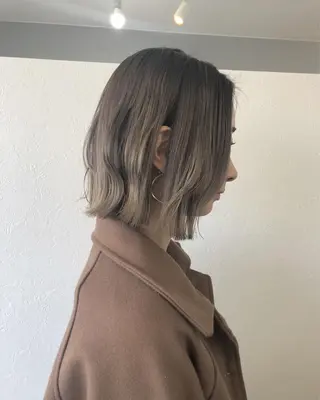 カラー Number2heaven所属・遠藤 和美のヘアスタイル