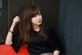 ロング カラー 加藤 あやみのヘアスタイル