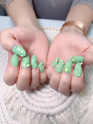 ネイル ネイルサロンAiri 長さ出し·シンプルのネイルデザイン