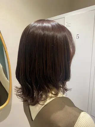 ミディアム カラー パーマ ハイトーン/推しカラ ー⛓💜ゆららのヘアスタイル