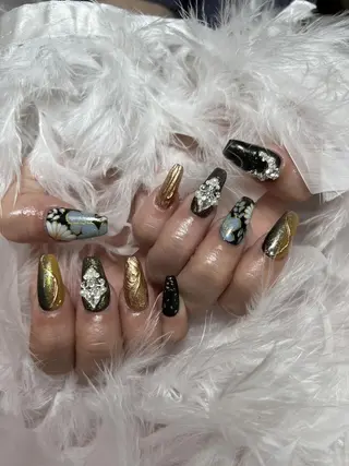 ネイル Diamond NAIL💝のネイルデザイン