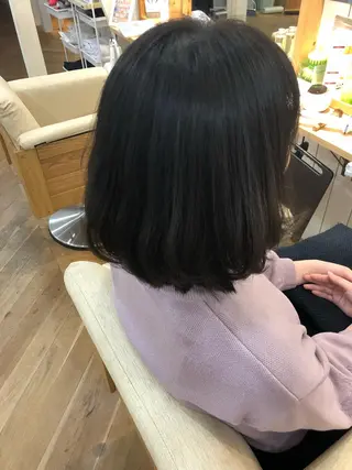ショート DEE okazakiのヘアスタイル