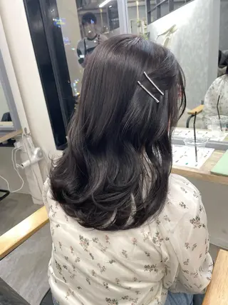 セミロング カラー Hana ♡ marshu梅田のヘアスタイル