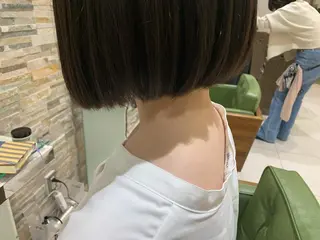 ショート カラー 高橋友里亜 /フリーランスのヘアスタイル