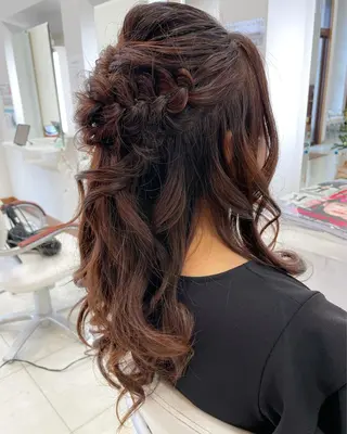 ロング ヘアアレンジ いけだ ゆうのヘアスタイル