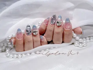 ネイル ✨Nailsalon Vi+✨のネイルデザイン