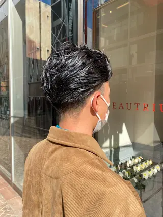 メンズ レイヤー/グレージュ メンズパーマのヘアスタイル