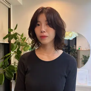 ミディアム パーマ enrich / キタガワ カノンのヘアスタイル