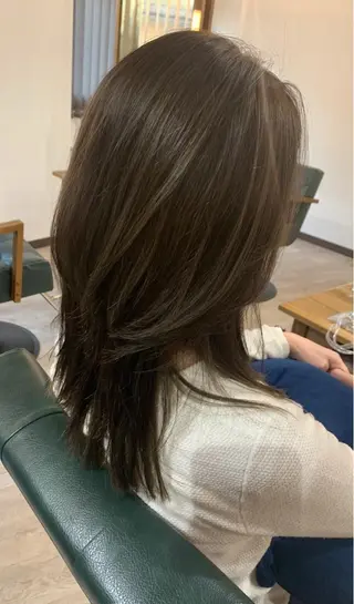 ロング 碓井 美雪のヘアスタイル