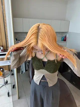 ミディアム カラー レイヤー専門家 ダブルカラー修のヘアスタイル