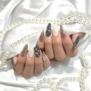 ネイル WISTERIA rirunaのネイルデザイン