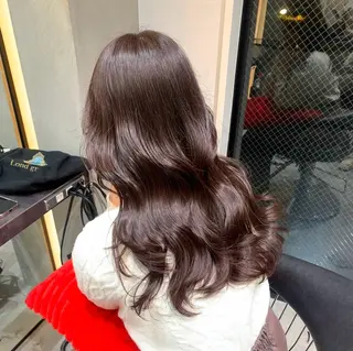 ロング 🫒オリーブカラー/ みづき/パーマ🤍のヘアスタイル