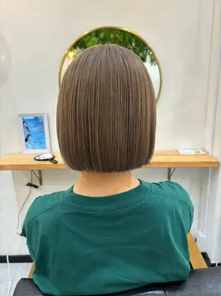ショート カラー 高梨 菜々のヘアスタイル