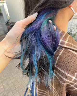 セミロング カラー 原宿サロン代表 デザインカラー伊藤卓のヘアスタイル