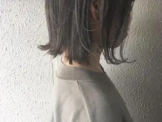 ショート カラー サダハルカ ｜chouetteのヘアスタイル