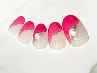 ネイル ネイリスト シンのネイルデザイン