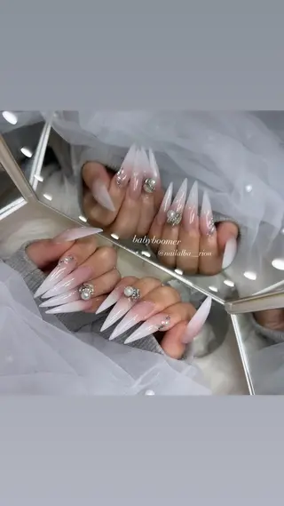 ネイル 加納 莉音のネイルデザイン