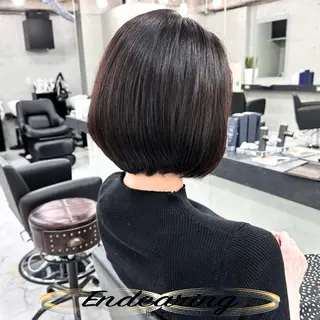 ショート Endearing 銀座/レイヤーカットのヘアスタイル