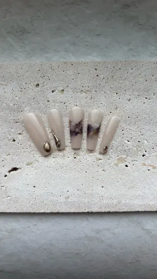 ネイル zuki🌔nail ┆堺筋本町・心斎橋のネイルデザイン