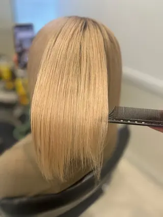 ミディアム Go   Today シェアサロン　横浜店所属・【ただの天才 🎨】のヘアスタイル