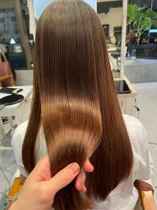 ロング liko by maris所属・髪質改善／ブリーチ 宮武　湧斗のヘアスタイル