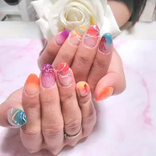 ネイル エステとネイル ローズコンフォートのネイルデザイン