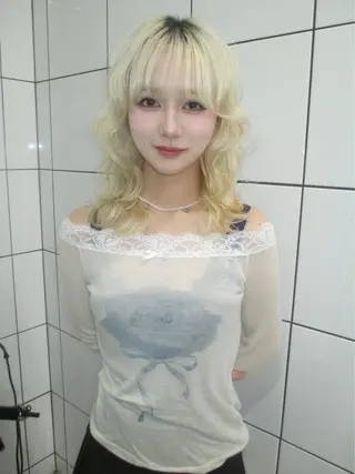 カラー minto/ 似合わせ/ハイトーンのヘアスタイル