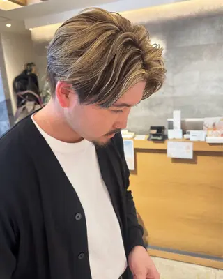 カラー メンズ AIRI 🐈‍⬛のヘアスタイル