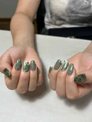 ネイル fam.LMN所属・LMN Rei🐰ᩚのネイルデザイン