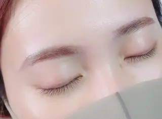 メンズ アイブロウ NAZ eyelash&eyebrow by medical salon所属・NAZ 表参道 Tomokoのマツエク・マツパデザイン