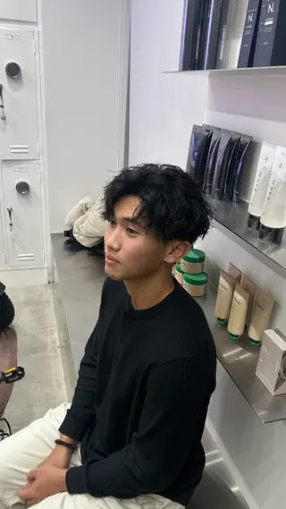 パーマ メンズ 夏果⭐︎fifth 天神 海外風パーマのヘアスタイル