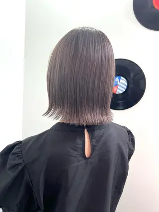 ショート カラー ヘアアレンジ 🧨ブリーチー×ボブ レイヤー💎じゅえるのヘアスタイル