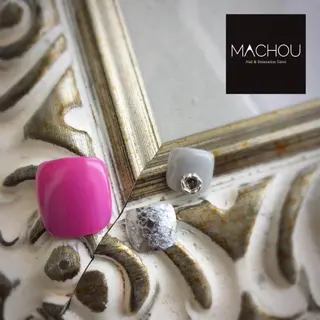 ネイル MACHOU所属・tomomi MACHOUのネイルデザイン