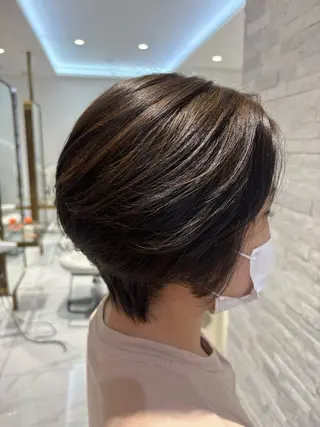 ショート カラー KINGDOMアルーア店所属・KINGDOM 萩原あかねのヘアスタイル