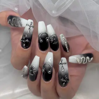 ネイル . 未來のネイルデザイン