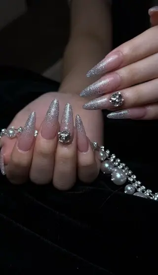 ネイル ENsalon AKIRAのネイルデザイン