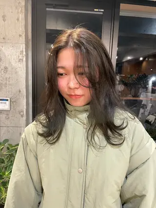 カラー ayaka / SOIEのヘアスタイル